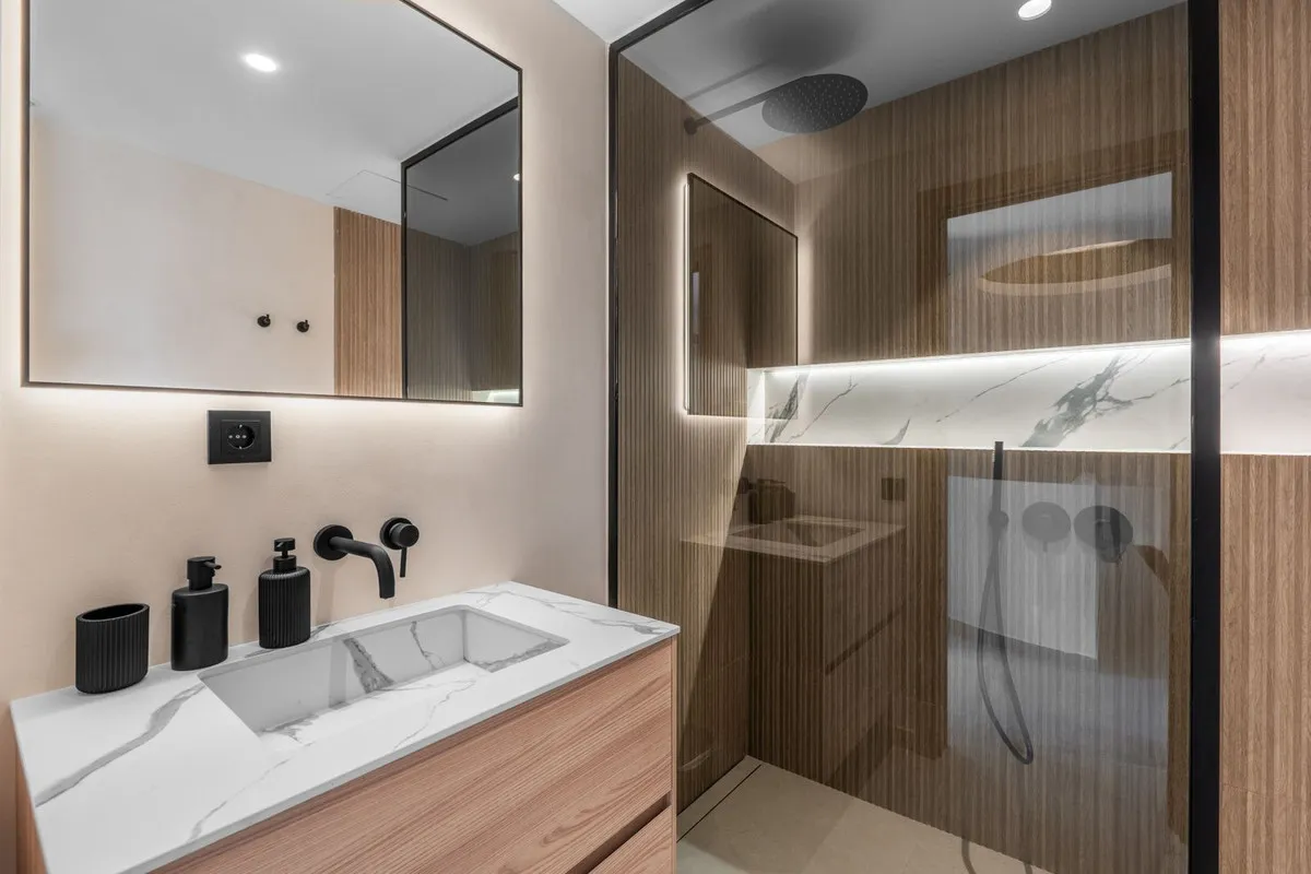 37d9f021-c112-4ee4-b566-3cc2f4b899d6