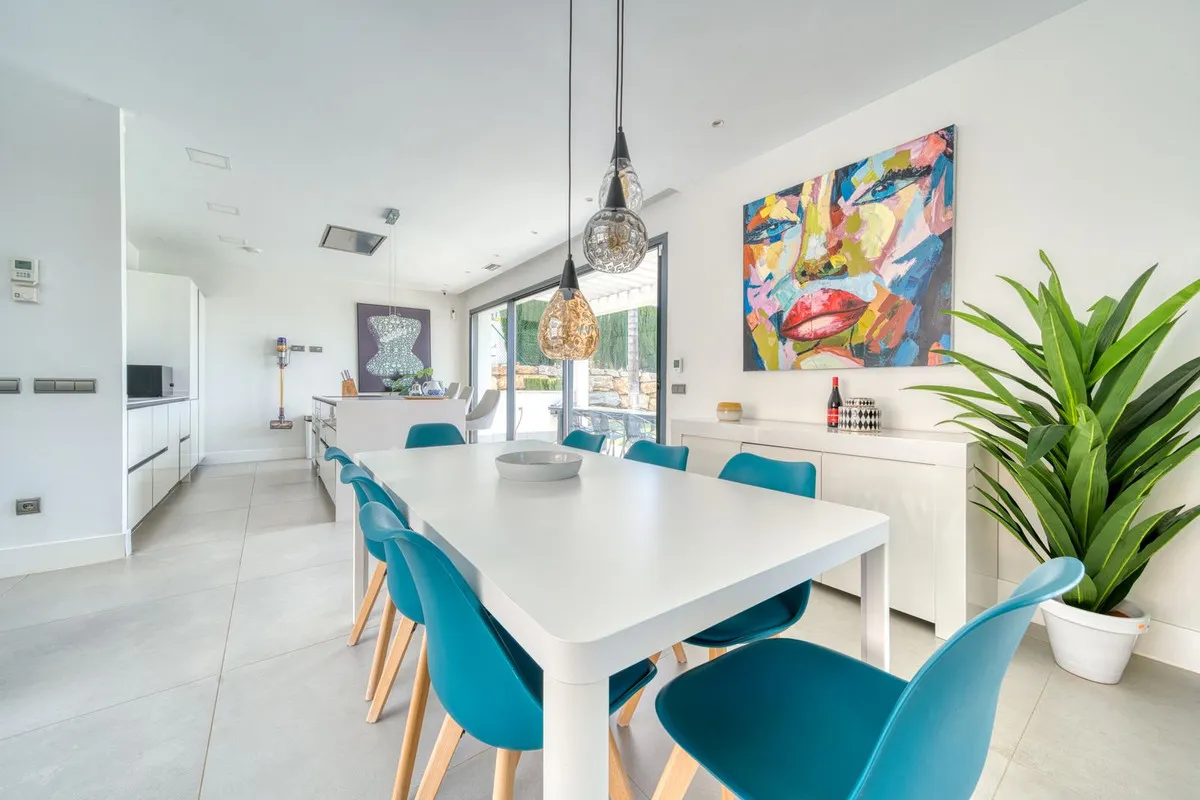 bebe0e7b-3b22-4c80-80fe-697a29d5bb25