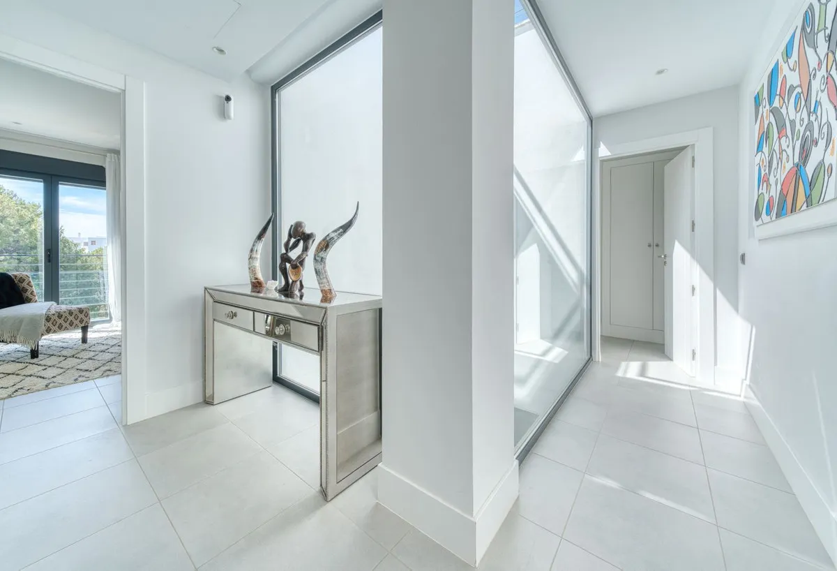 f77b6ca4-6555-4878-a1c4-2a14bb9bd9f3