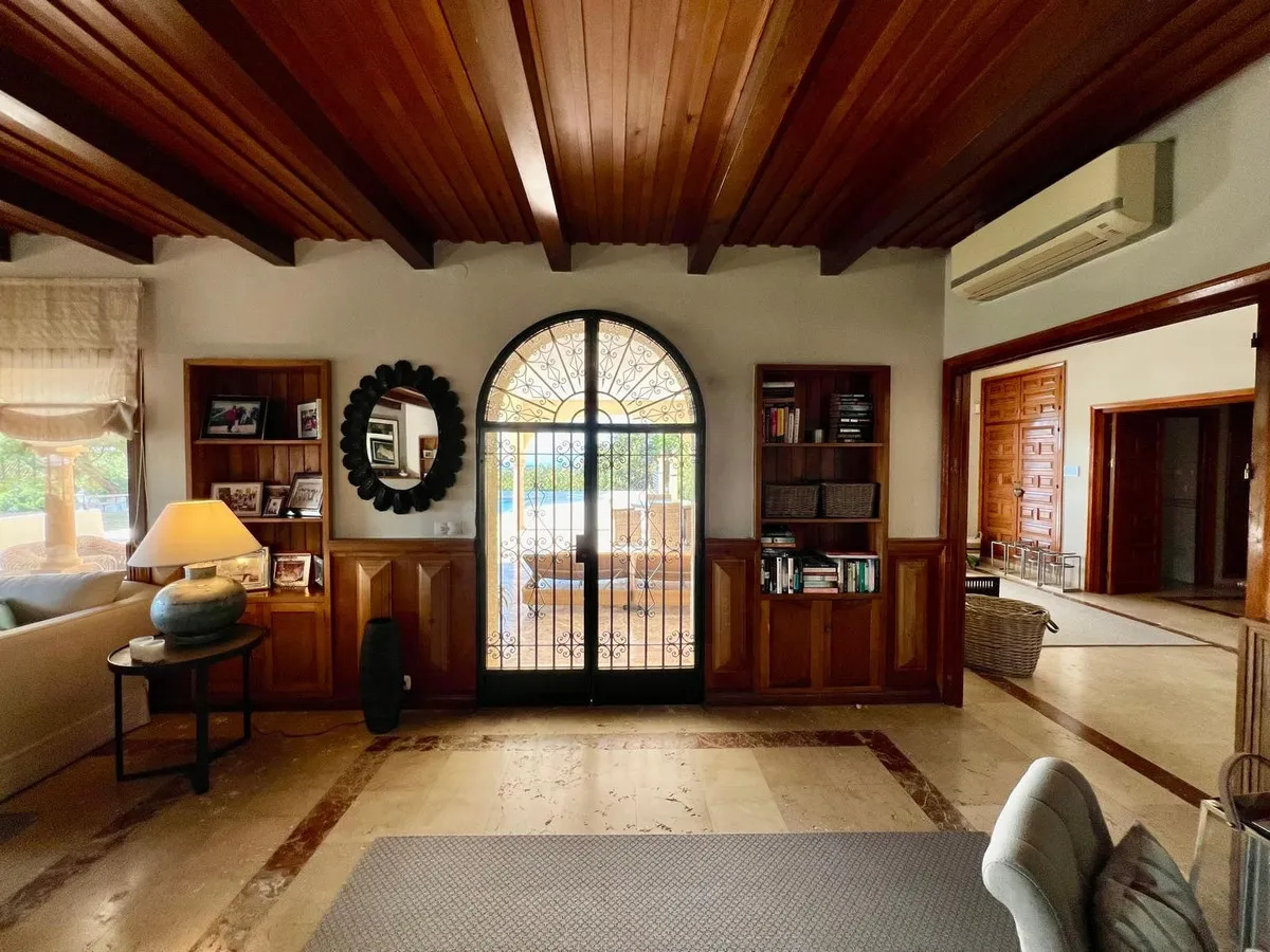 3c85404e-74b2-4db7-8e94-596b766f3369