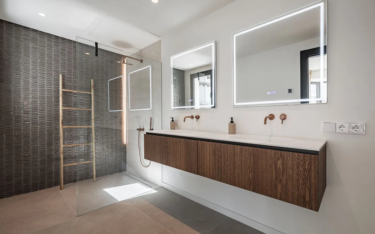 bc138e5c-2abb-432b-b895-a6d8a289edc0