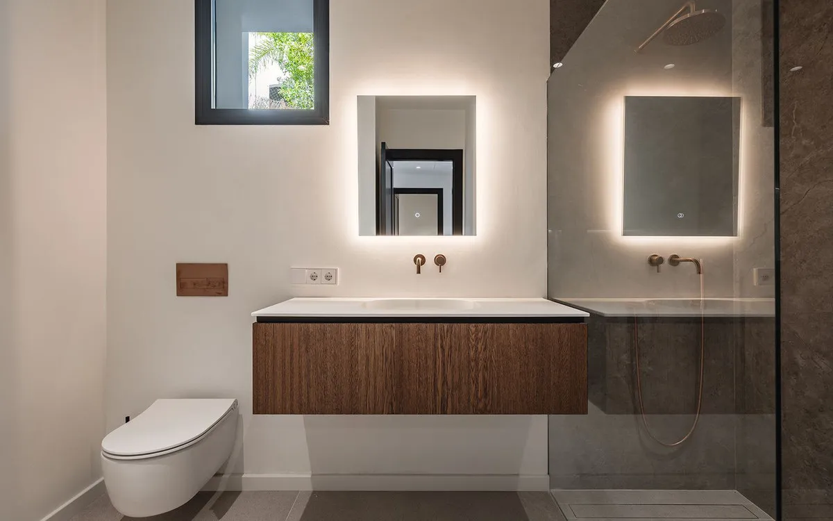 c65d1d05-11f1-4ae2-8c56-944144cdd75b