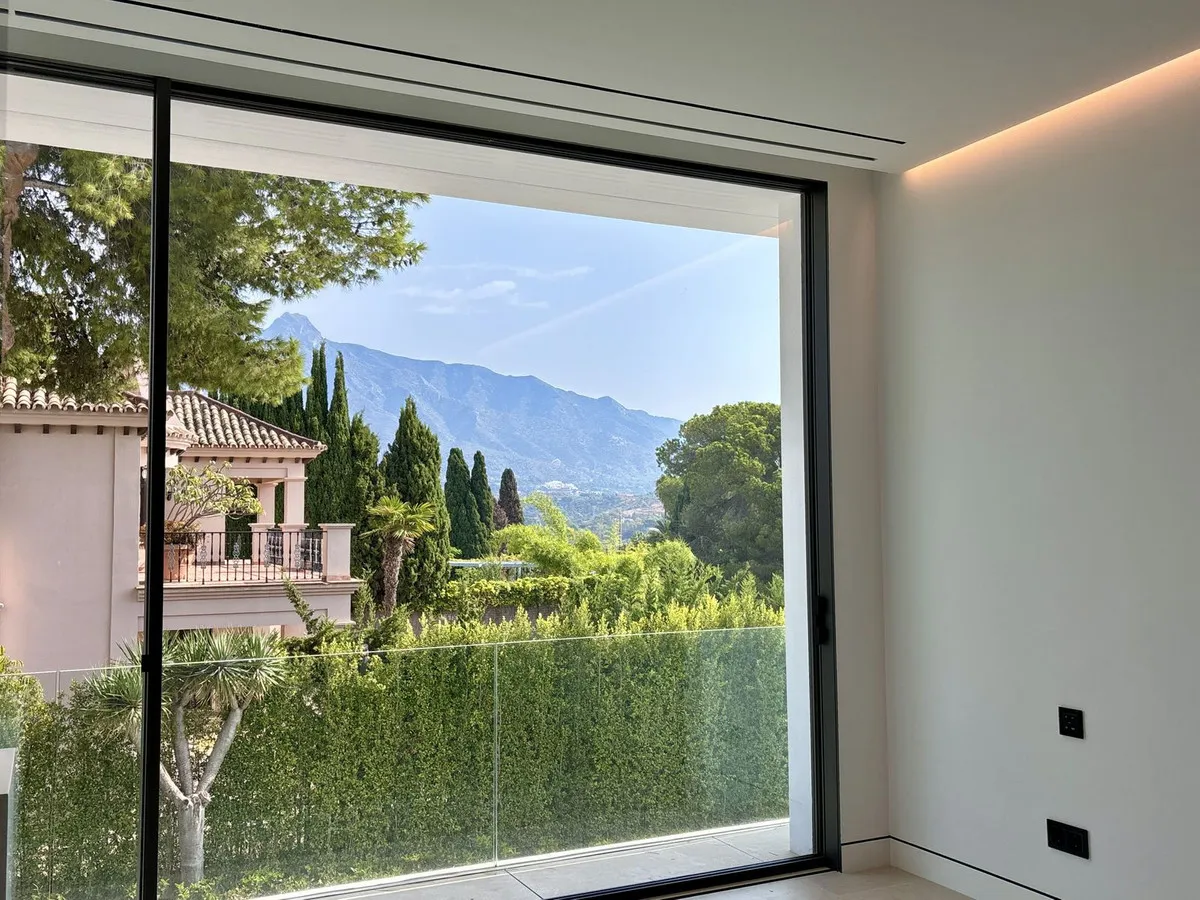 589a2bfe-ef7e-40ee-b223-3549fe569575