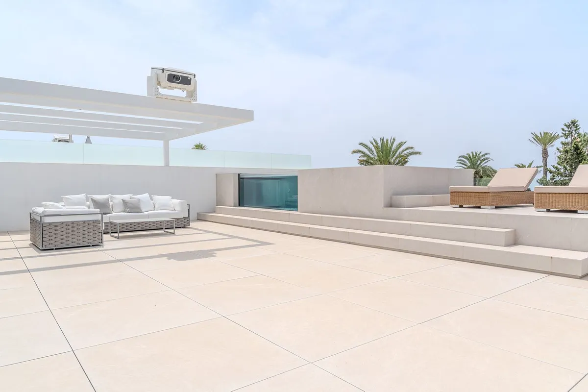 c9f9cc9c-63df-4ee3-910e-1c4bab42b46c