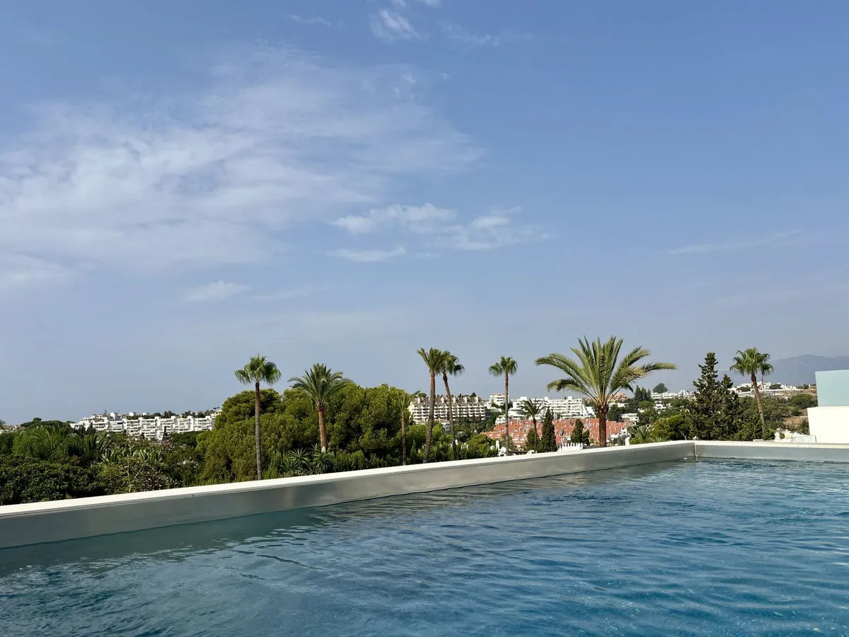 e51835d0-0ab9-4bfe-9629-6ebba4f8a804