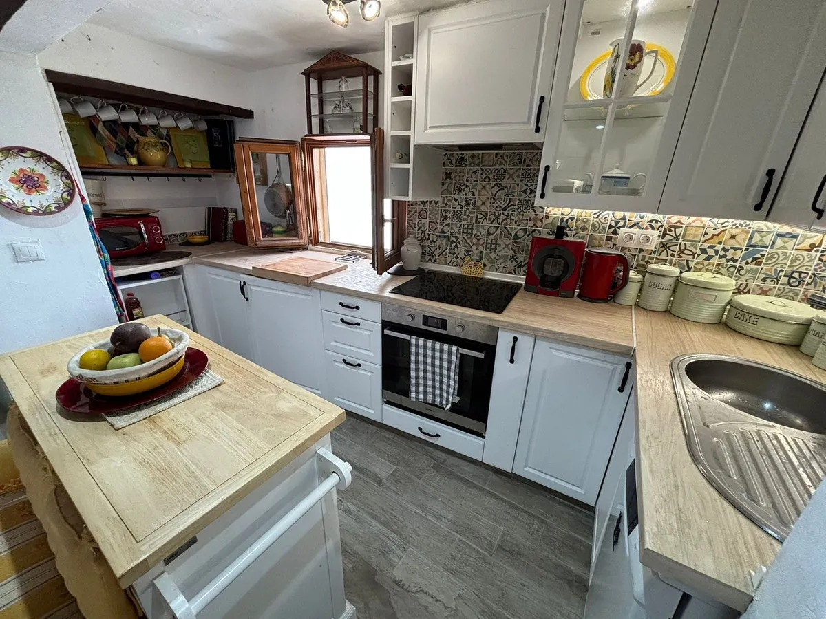 0b15c2b3-45b2-4d2d-ad56-e634f6c7e970