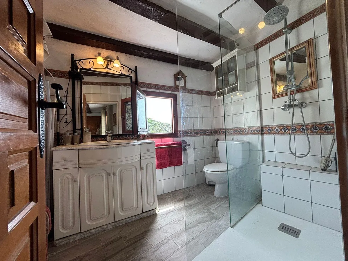 57d045b1-5101-41ba-af48-5d78902e8d53