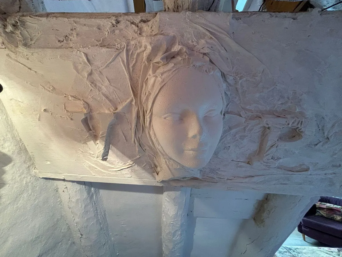 e2fe3127-624c-4489-81d6-eed11fabaa93