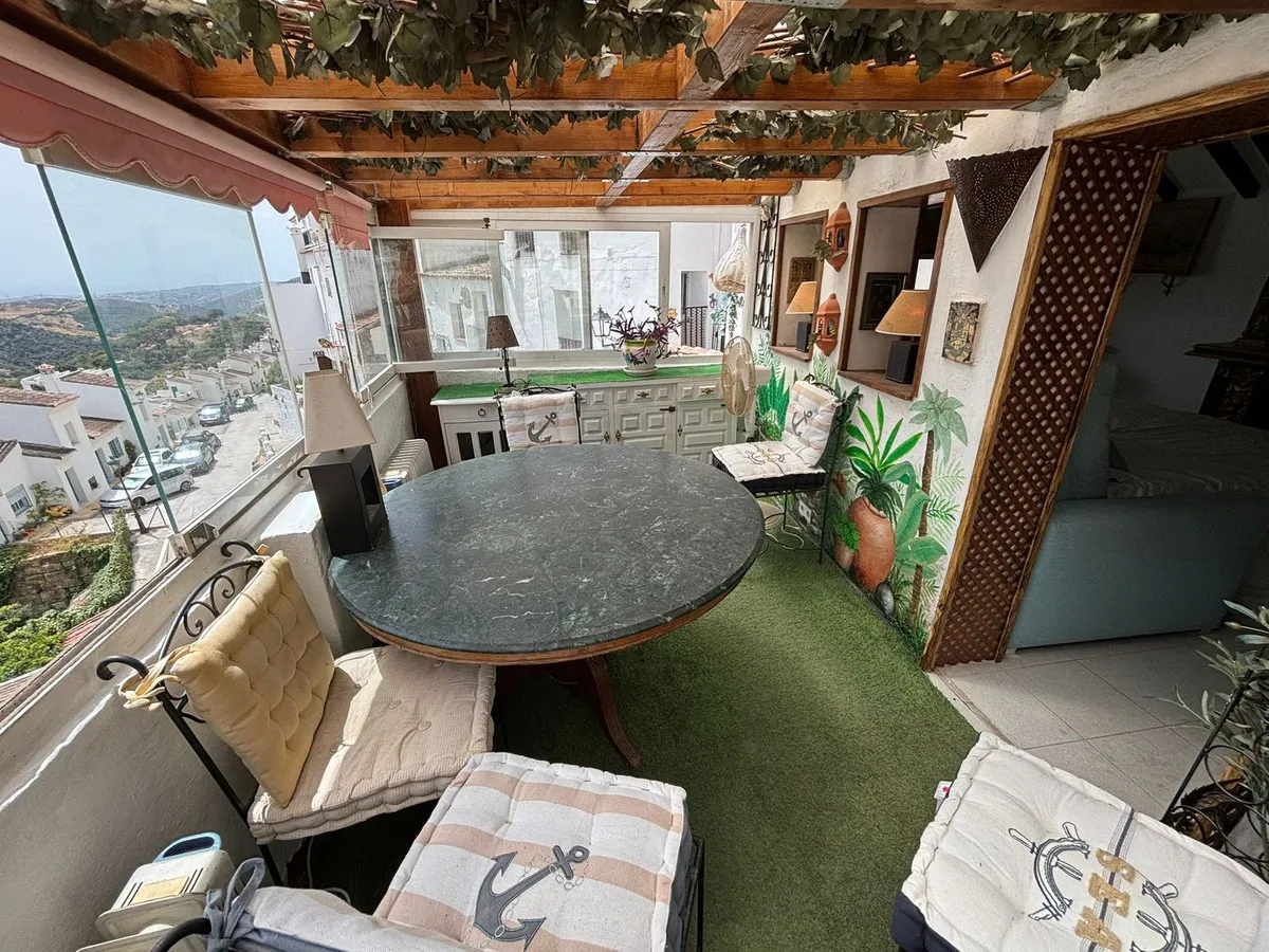 f115abb8-d92d-4658-b6b6-ae3403d153dc