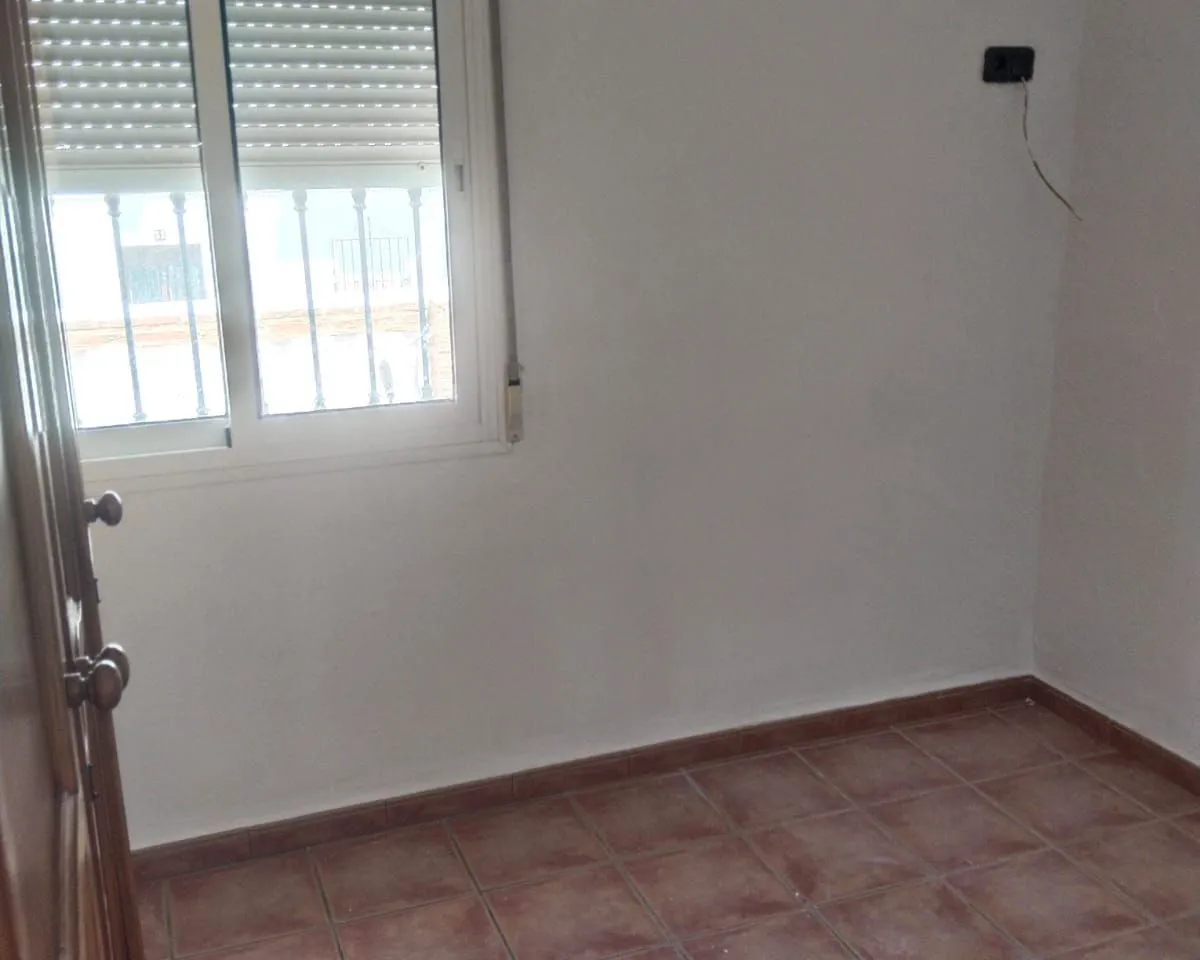 28563524-8db8-4957-b2ff-ae3d5d652026