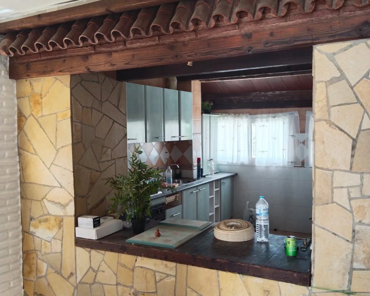 b3154197-f46c-456a-9541-dd926eff533c