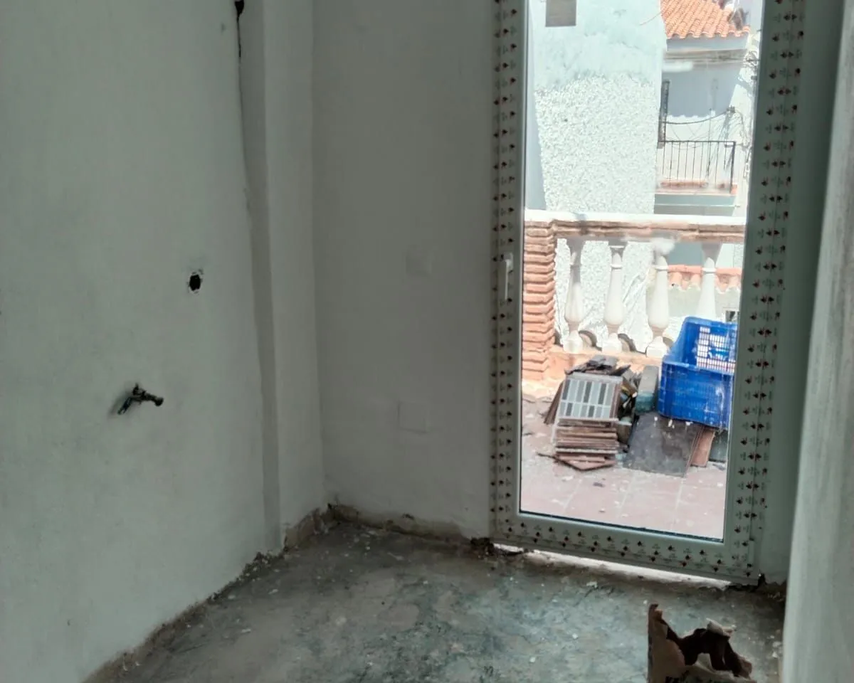 b7254ebd-6d38-4274-ab4b-5ee18cc313cb