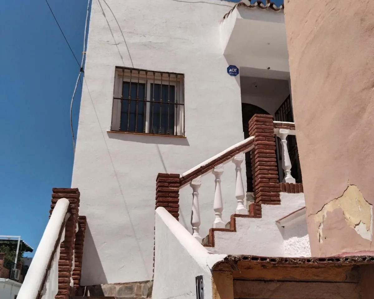 d7213e05-ce68-4d0a-959e-442d9e47d197