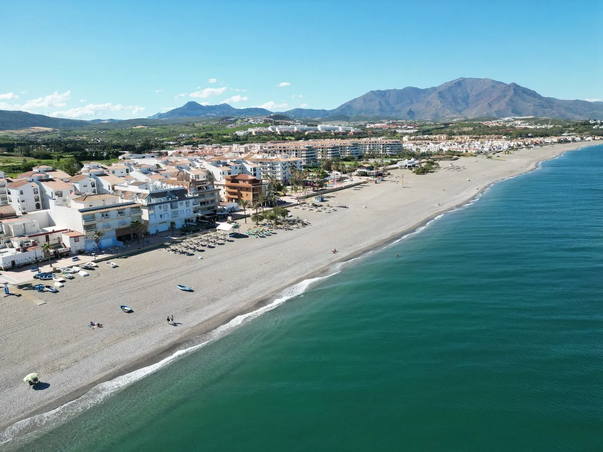 a77a2082-4a59-47e2-9a12-15da2acff4b8