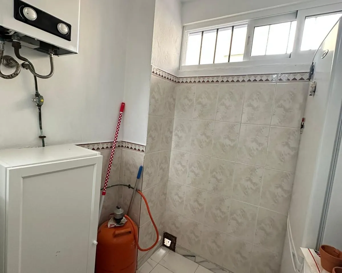 ee0f9346-f9fc-46d3-ac33-29c9a4cf5be9