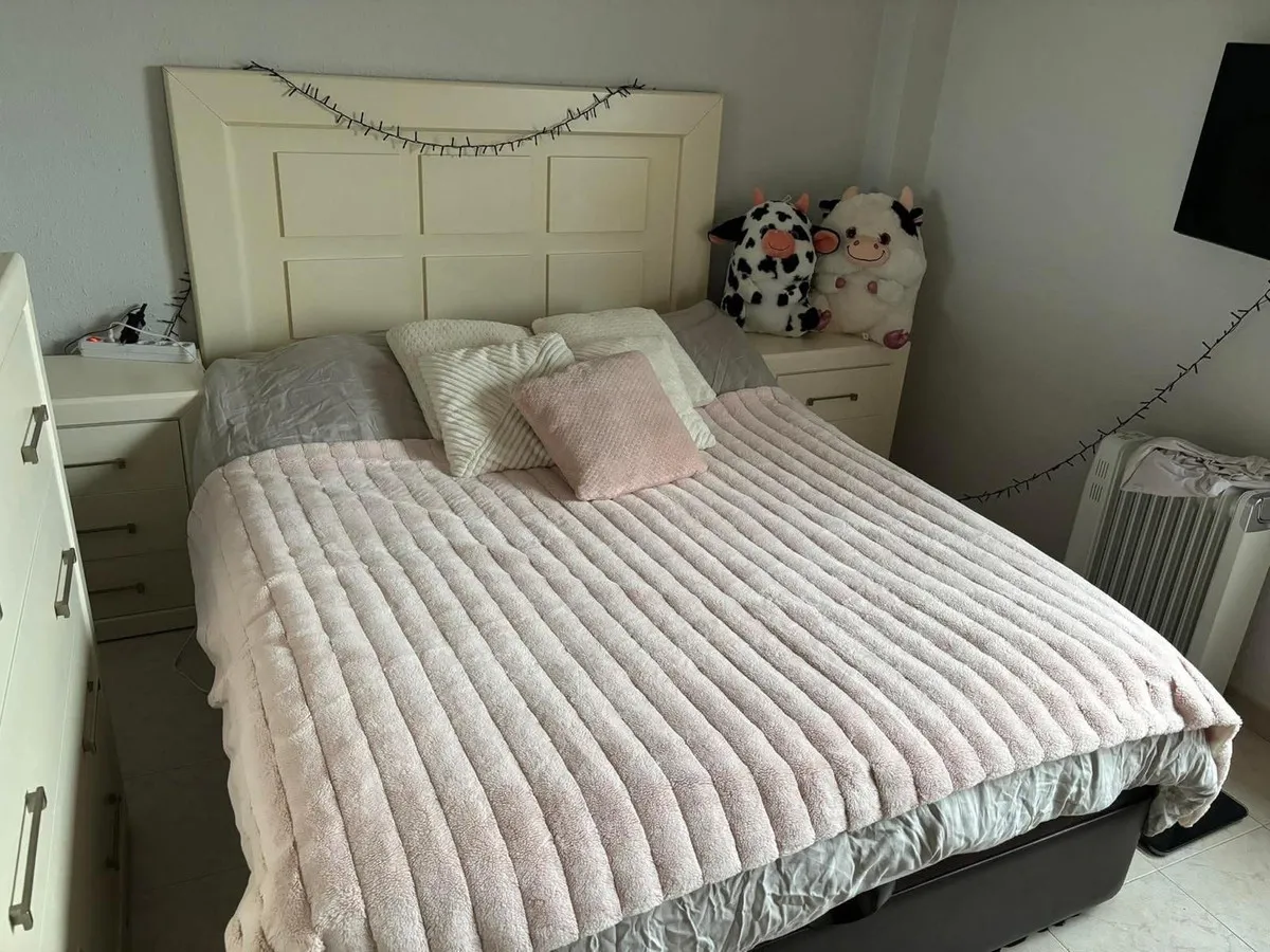 5b2f06f3-f696-4e26-bd5e-619e985ee110