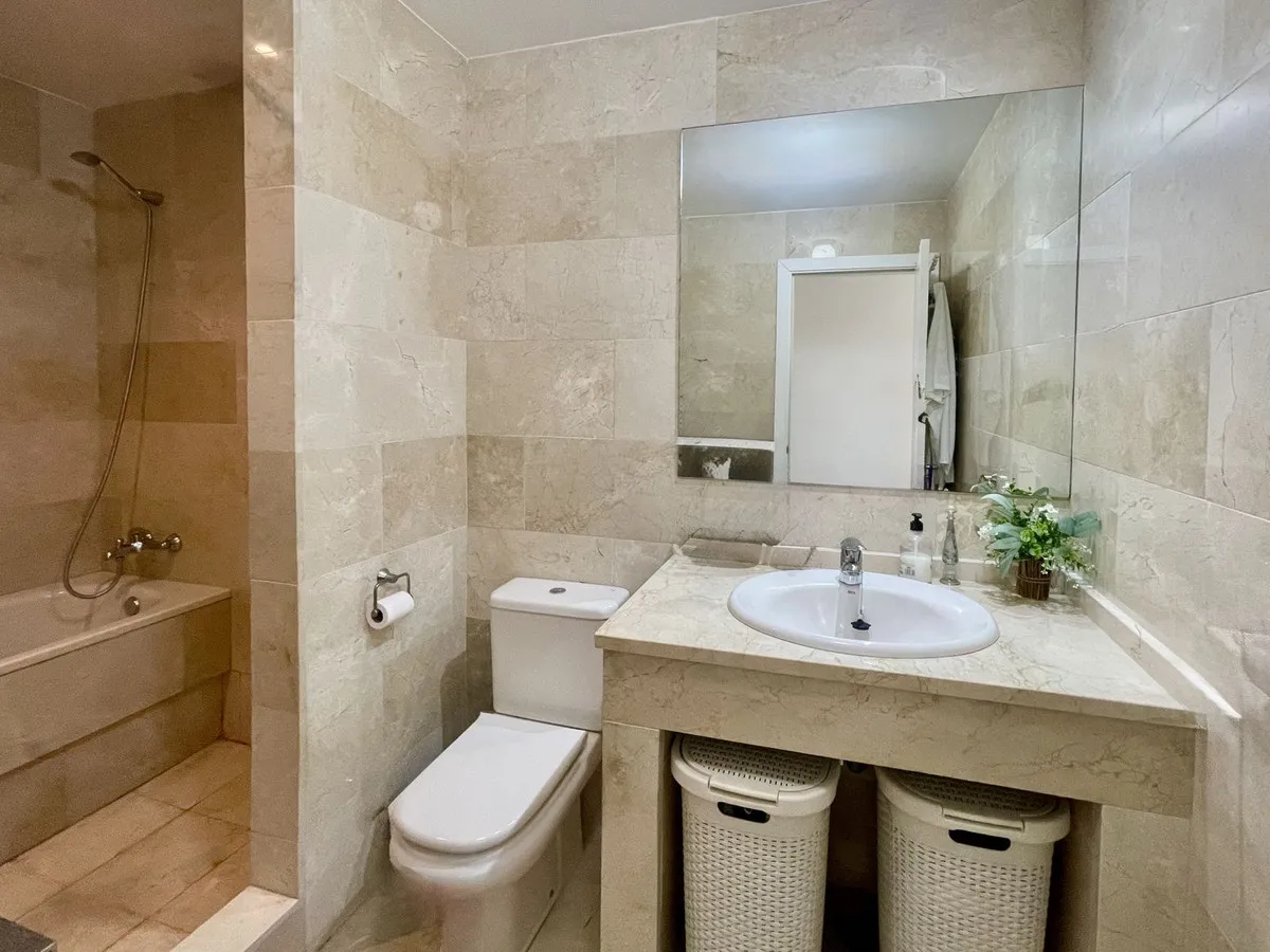 2194fbf6-6b02-47dc-a3a3-6280a23e4918