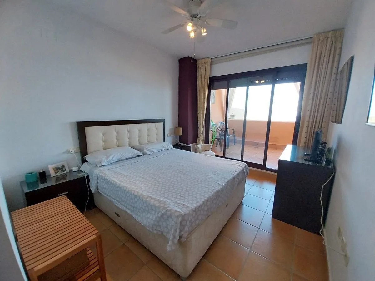 eb957859-23c7-4057-bc7f-58fbdf1fa331