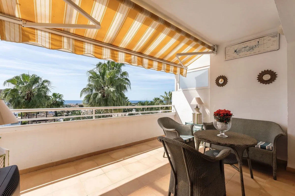 35fca8f7-890d-42cb-95c5-769a41cb298b