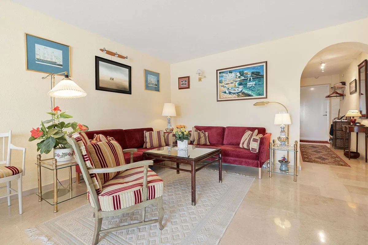 558e848e-9ccc-4f2f-bafc-878380dc84c7