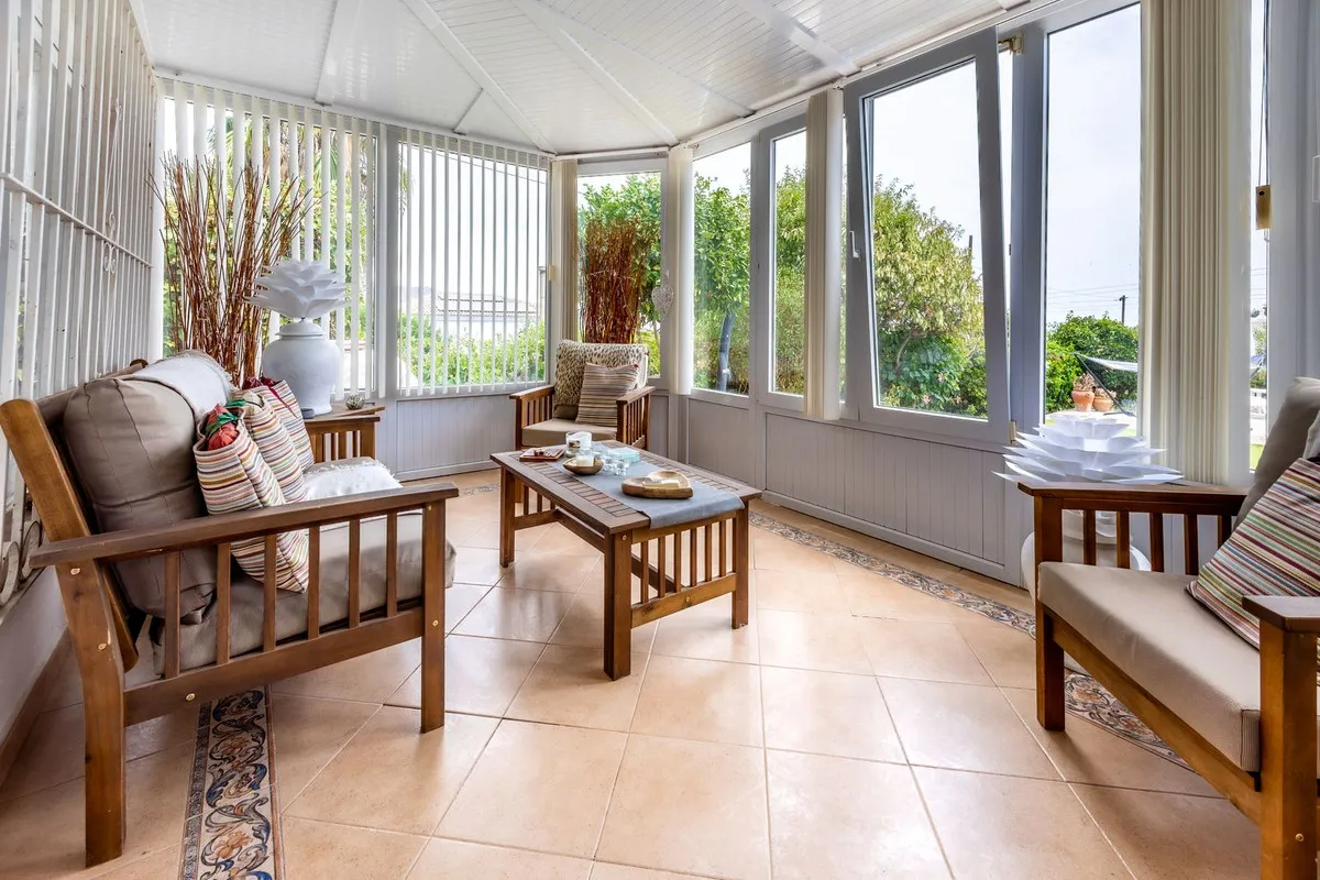 6becd03b-4e15-45b3-8dd9-2658df0da97f