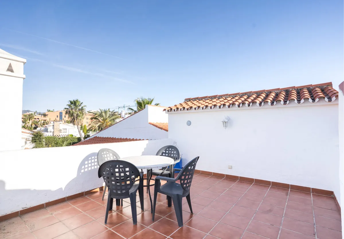 f3b3a757-cc5f-4472-bf95-30508eb97fc2