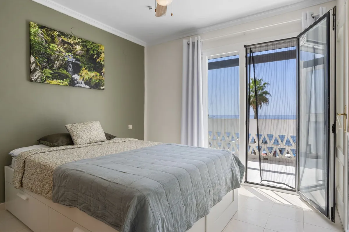 5b1f028a-e9ab-4962-8211-f3adda3fdeb9