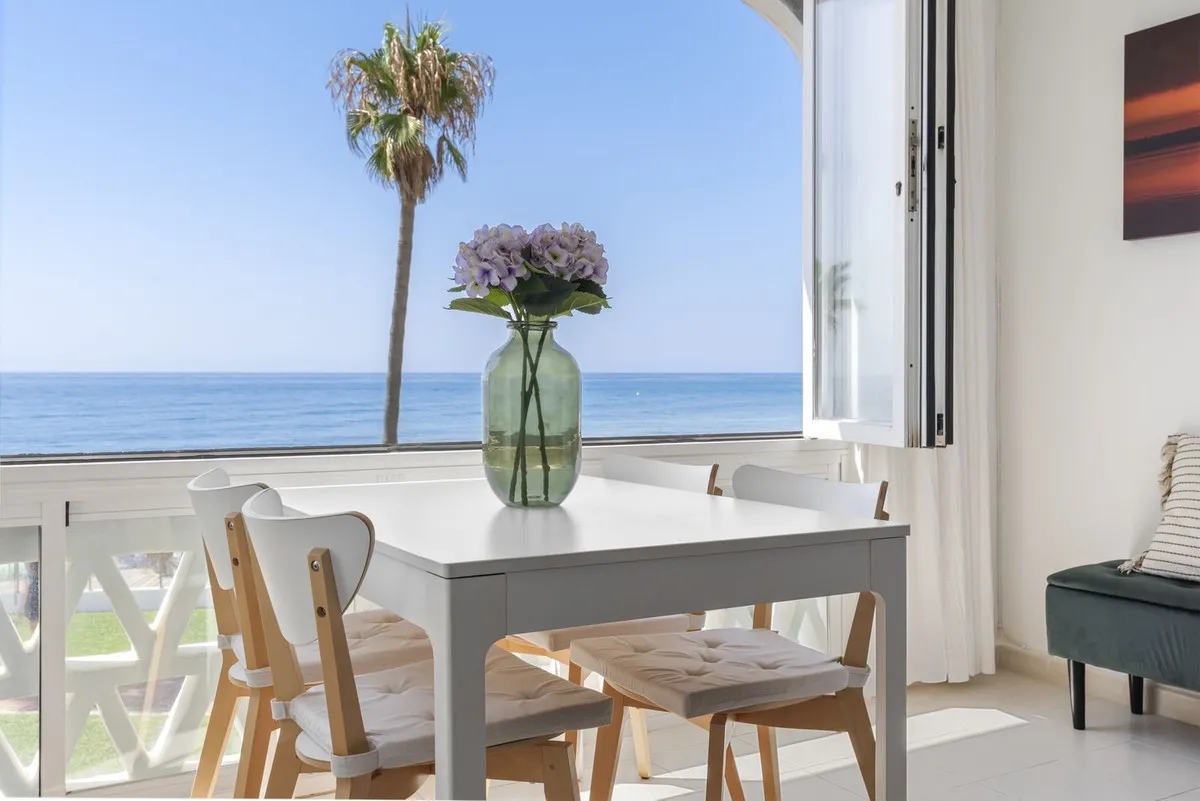 6bc127d4-c5a7-4fe9-aa96-8eb69a423d8e