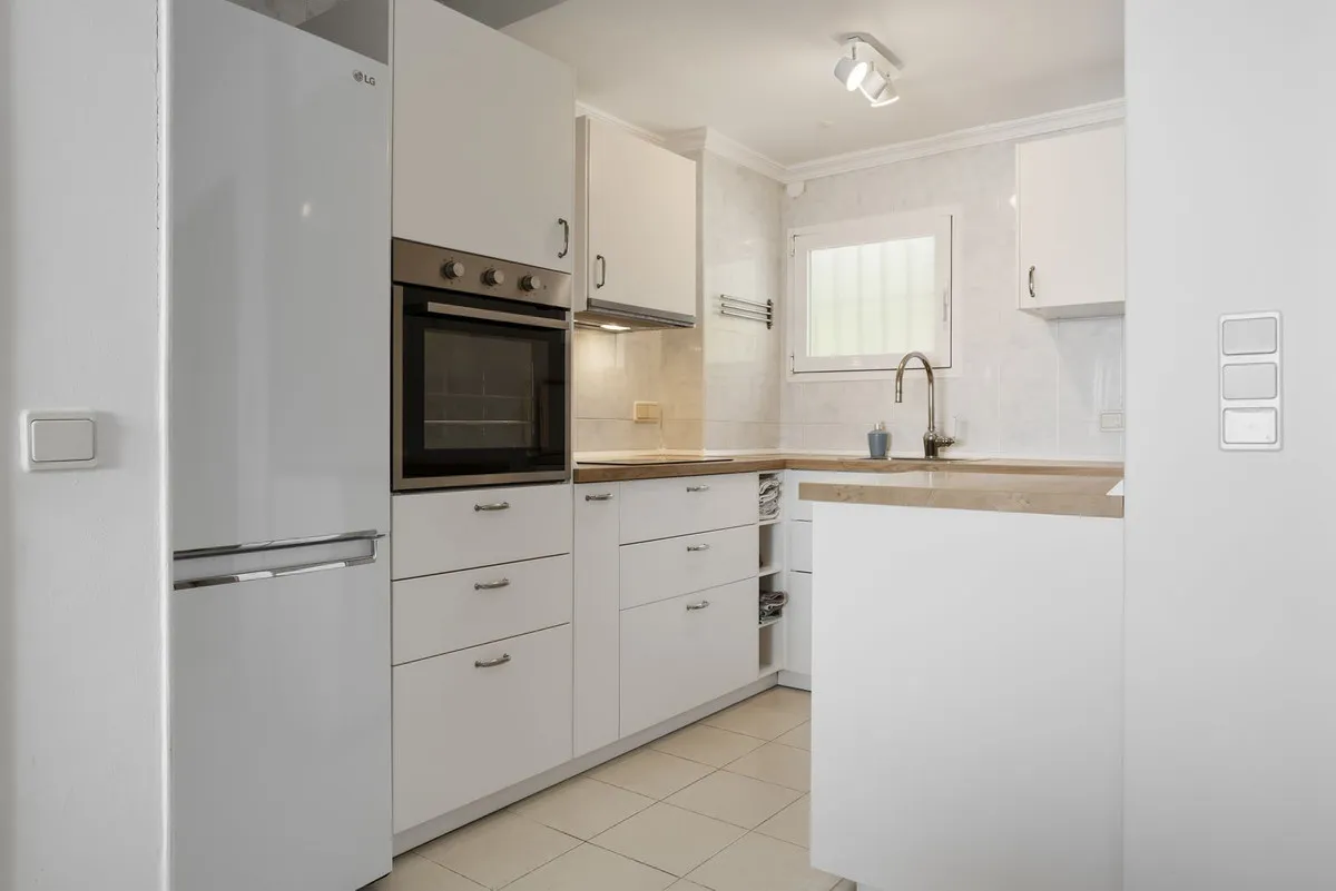 a543d434-edff-451c-898a-3adc35cda7fe