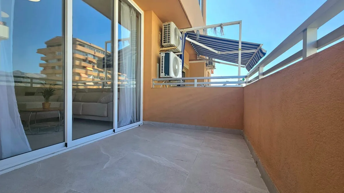 c8abb891-6a40-4d45-b990-e7b4b6004add