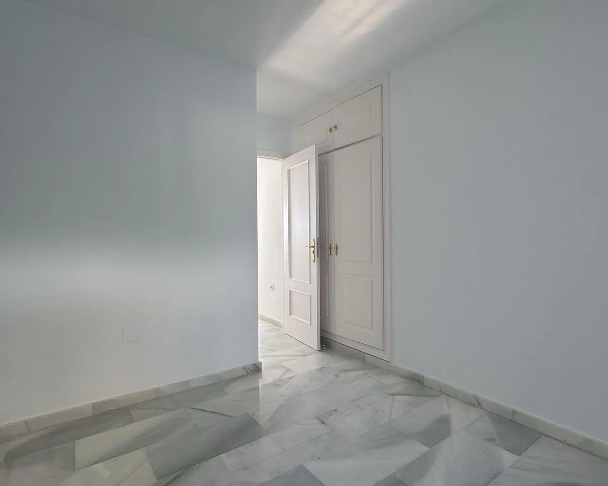 1004bf12-5fc1-4f9f-becb-bf8ebcc34036