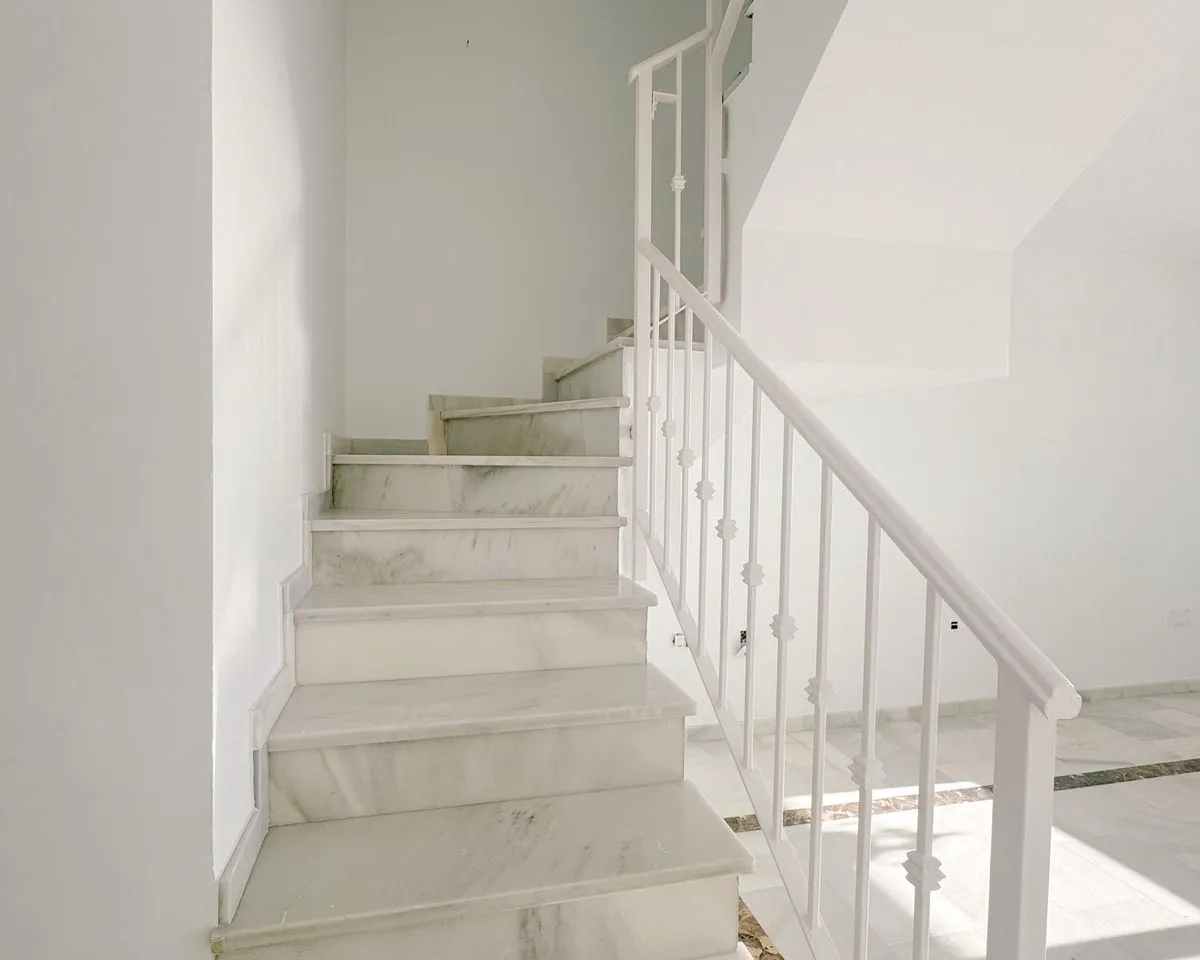 64e80fb8-d194-4237-8c05-01eaf8704e4b