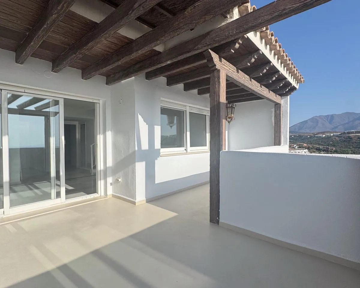 f8e10cc0-3fb1-459b-91d6-9cf45dde87c1