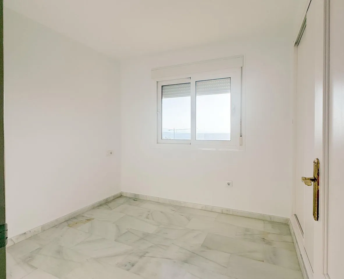 f905bb41-bda7-4306-b496-cdaa5f6fb6e4