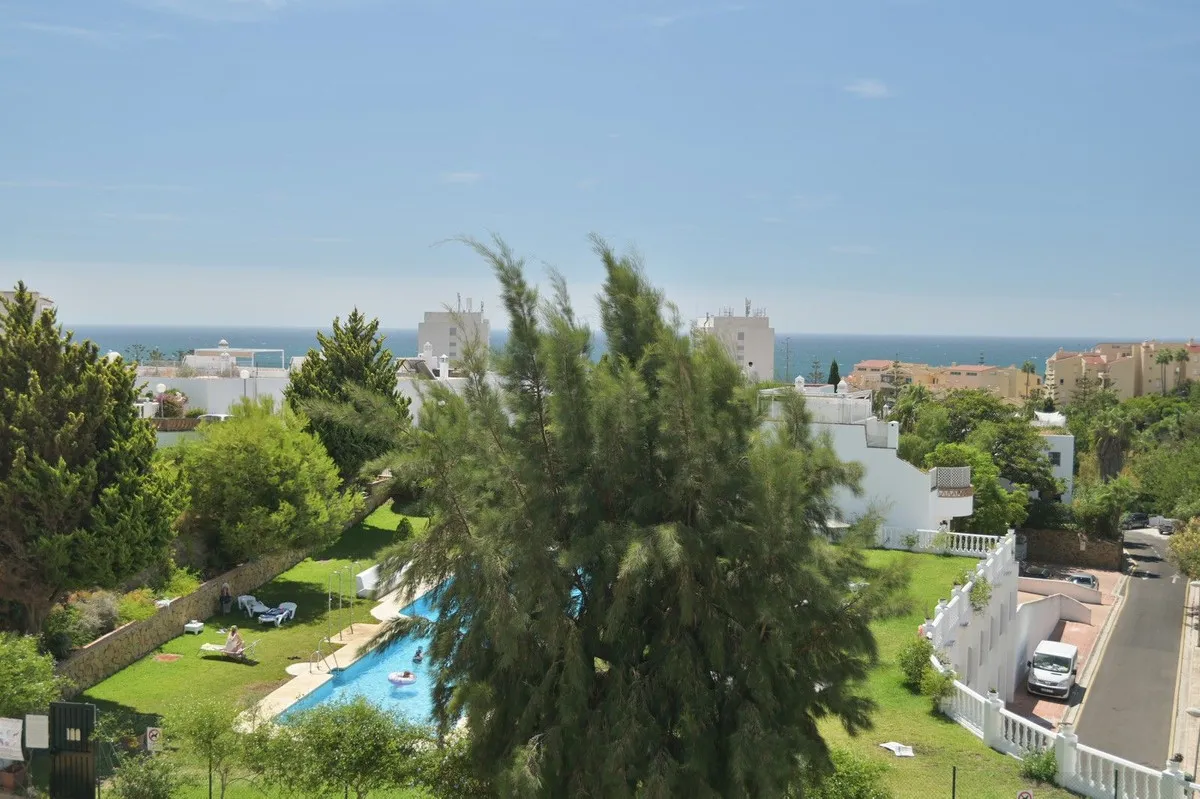 33e5b95b-cee8-4f12-b8fd-eea964635ac6