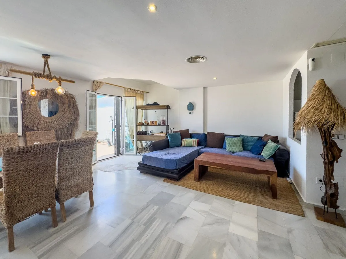 6ccafcb6-5b08-4177-8c98-4450d883e474