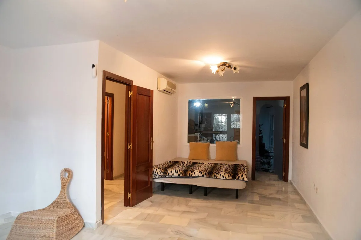 a1ba2c5c-ee56-4139-88cb-b0ce79a2016d