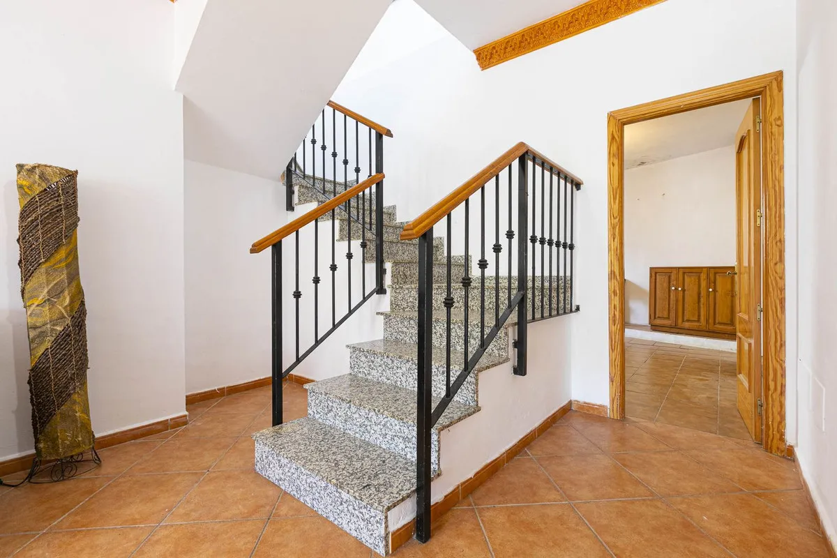 46bb2f1b-b59e-49bf-8188-8f590b8dcae9