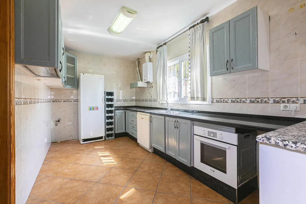 dacb0580-1b9c-4e10-b4d9-d6ebc39365af