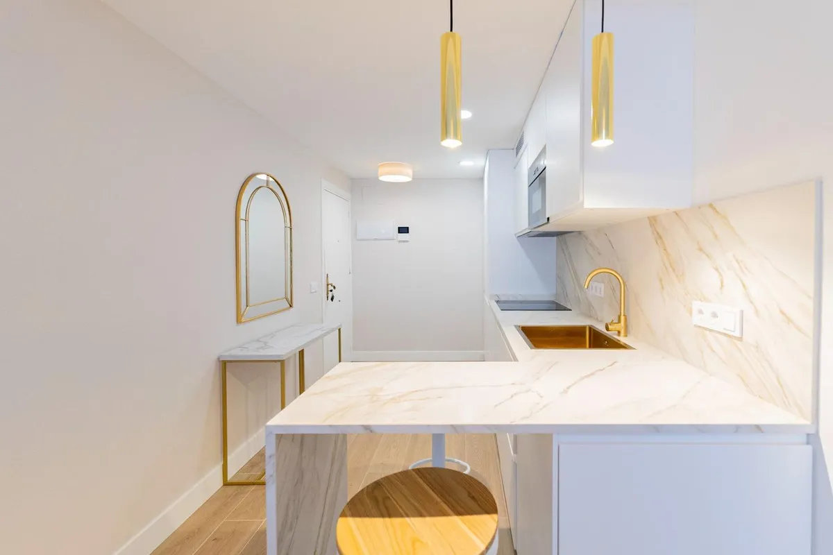 305eb05e-20b3-4d13-a549-7d033d1509c4