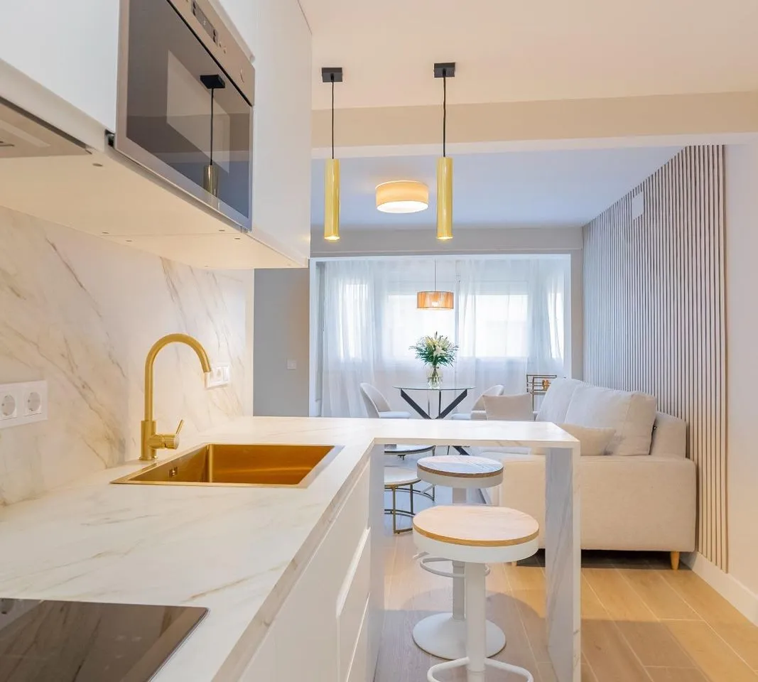 35bc86b5-1b40-493f-9b9f-7ed7453364de