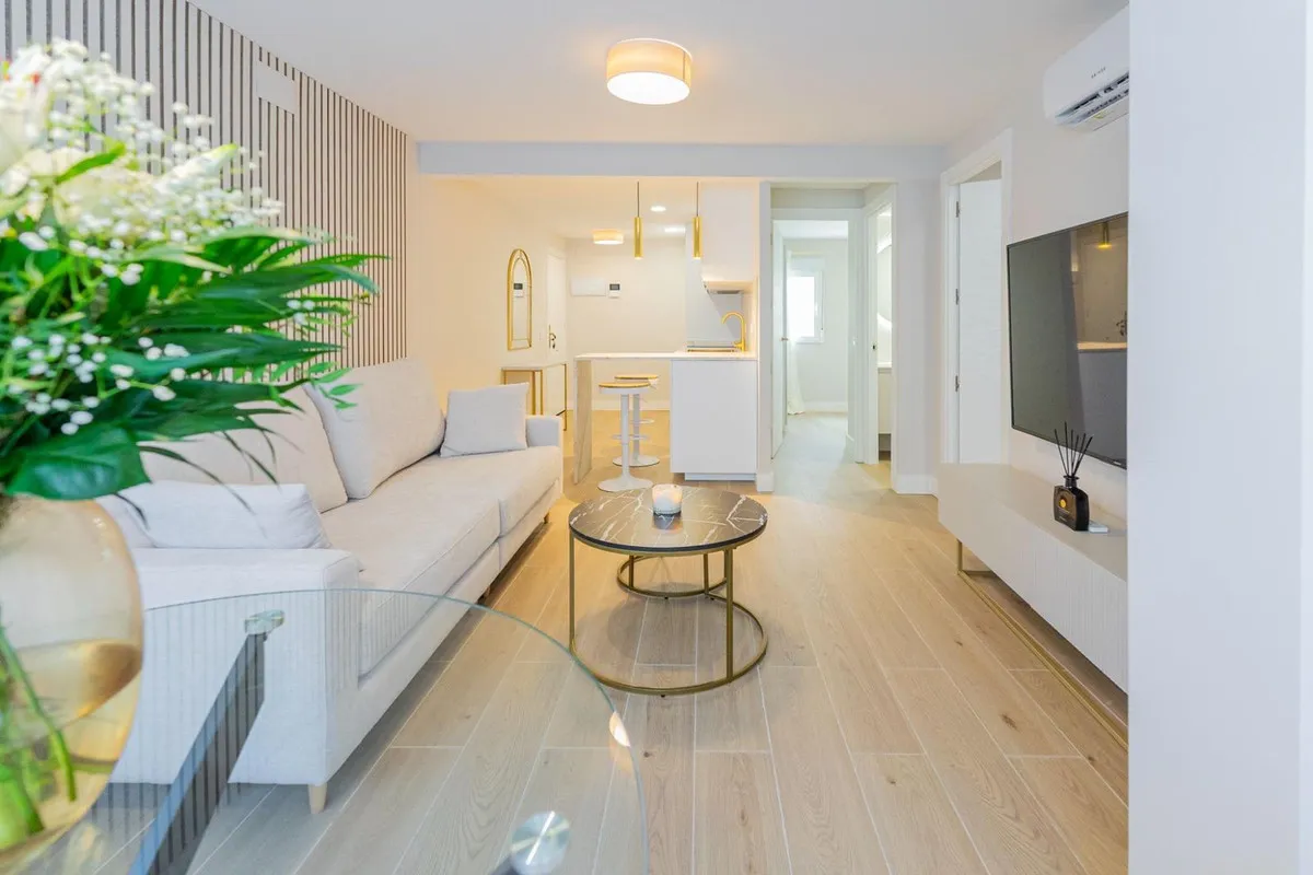 7a726e7a-df29-4372-8e33-4f24f0edddb9