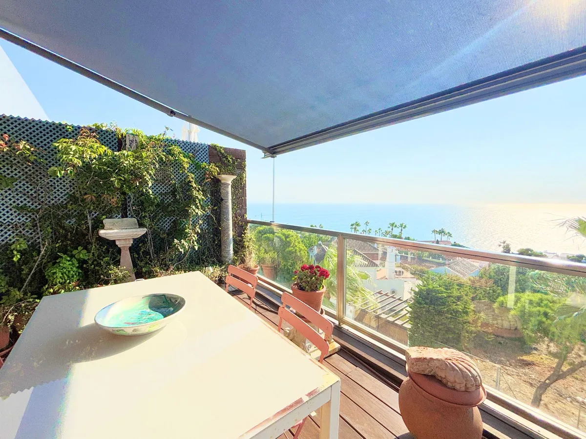 4f837e9d-c314-45f9-8e7f-58ab457a4bb8