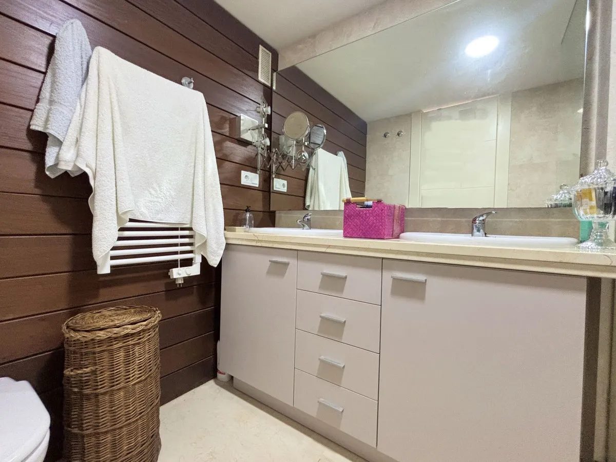 7f2486ca-5d9c-44ab-90d4-a629e7d6f4e2