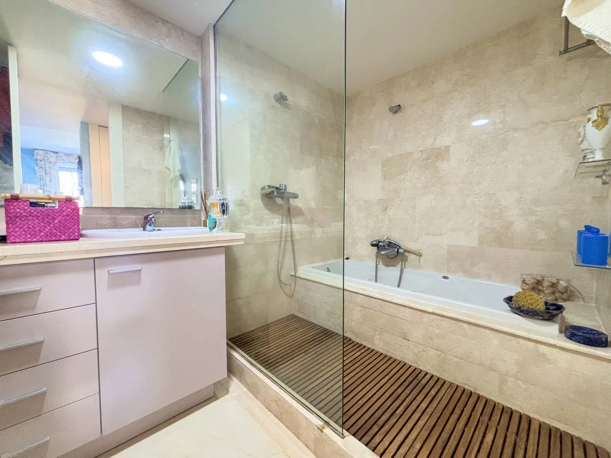 b4115540-9b80-4c1f-8e7d-1936a2328479