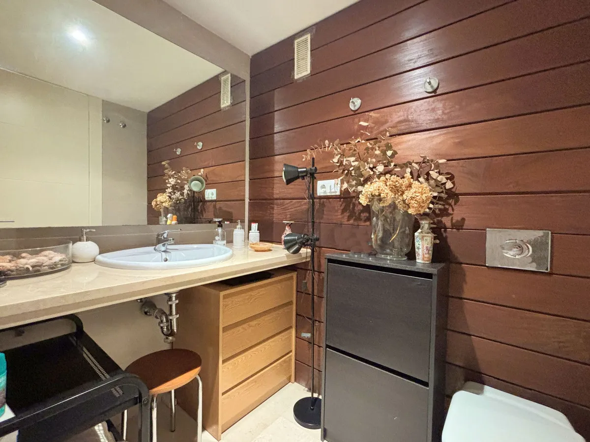 d162cffd-c6e5-42d2-a7e4-e457247127c4