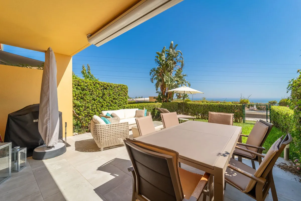 09bfaea1-b053-4d20-a160-0ad59dc47162