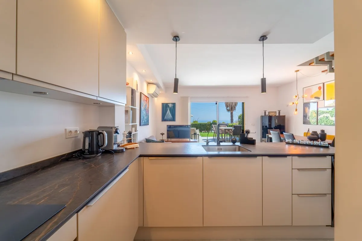 4b56f28d-8a14-4a89-af23-fa3343854a62