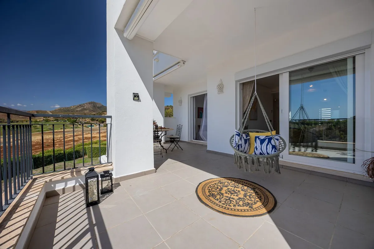 005dfbce-0e77-45fb-bcd4-f355cfa408b6