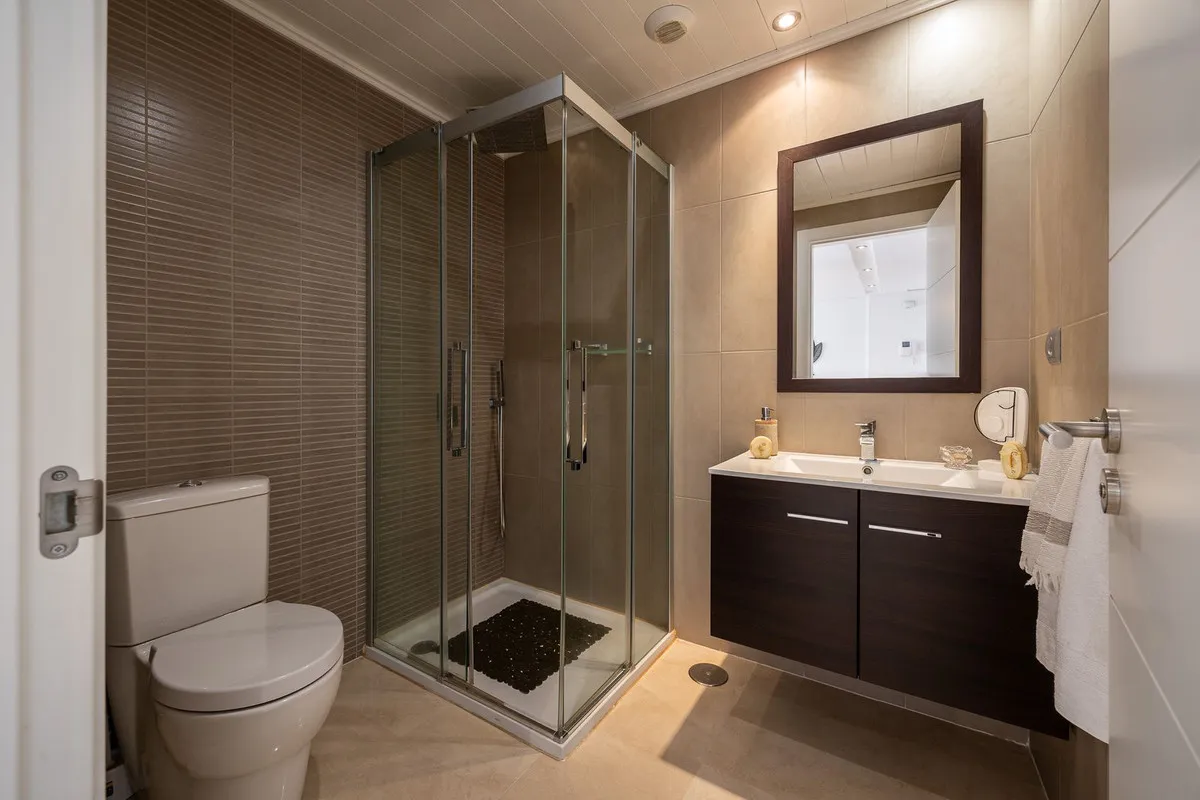 6b3021b7-087e-4892-9122-cb5363da17f1